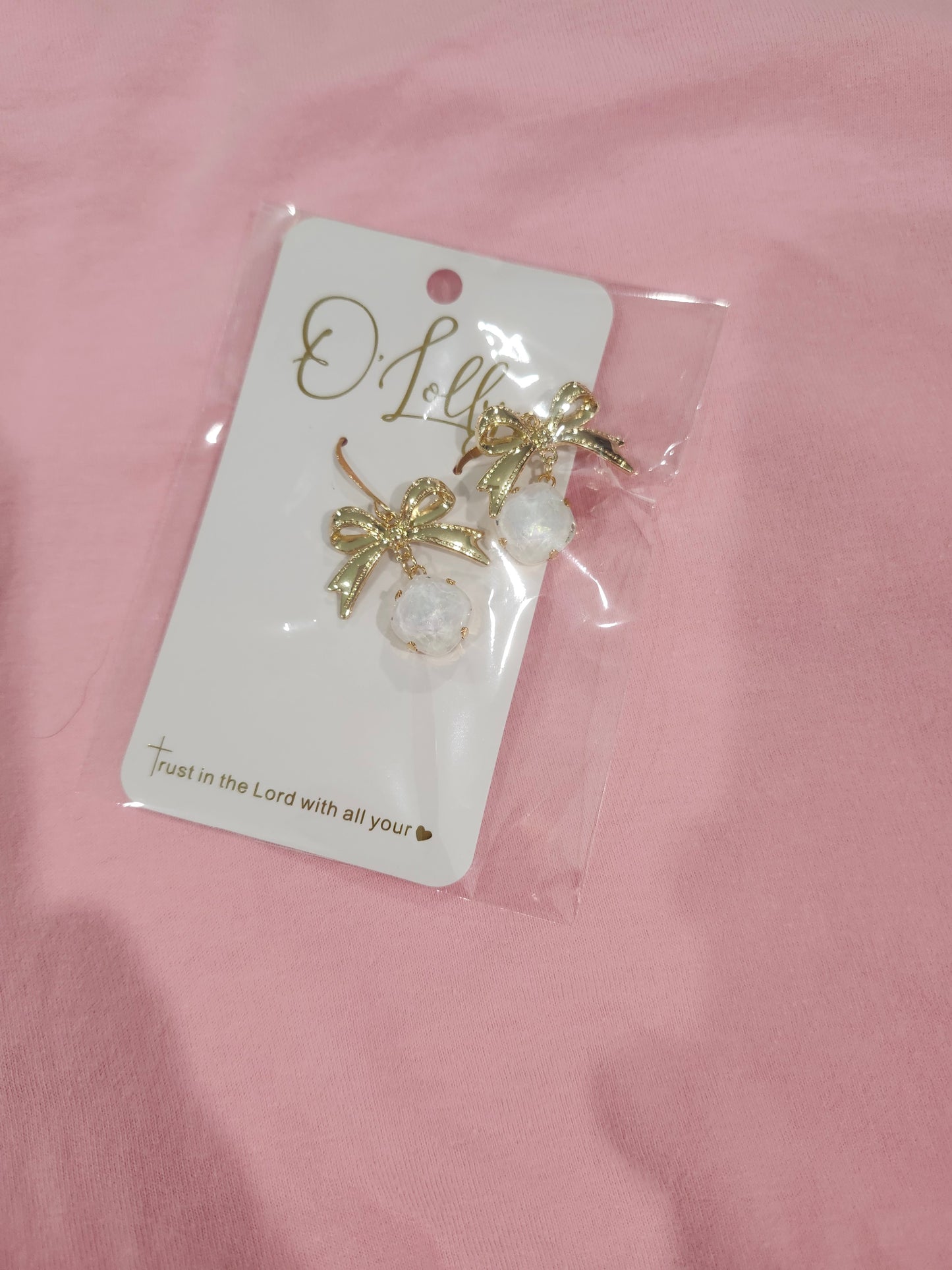 O'Lolly Bow Earring