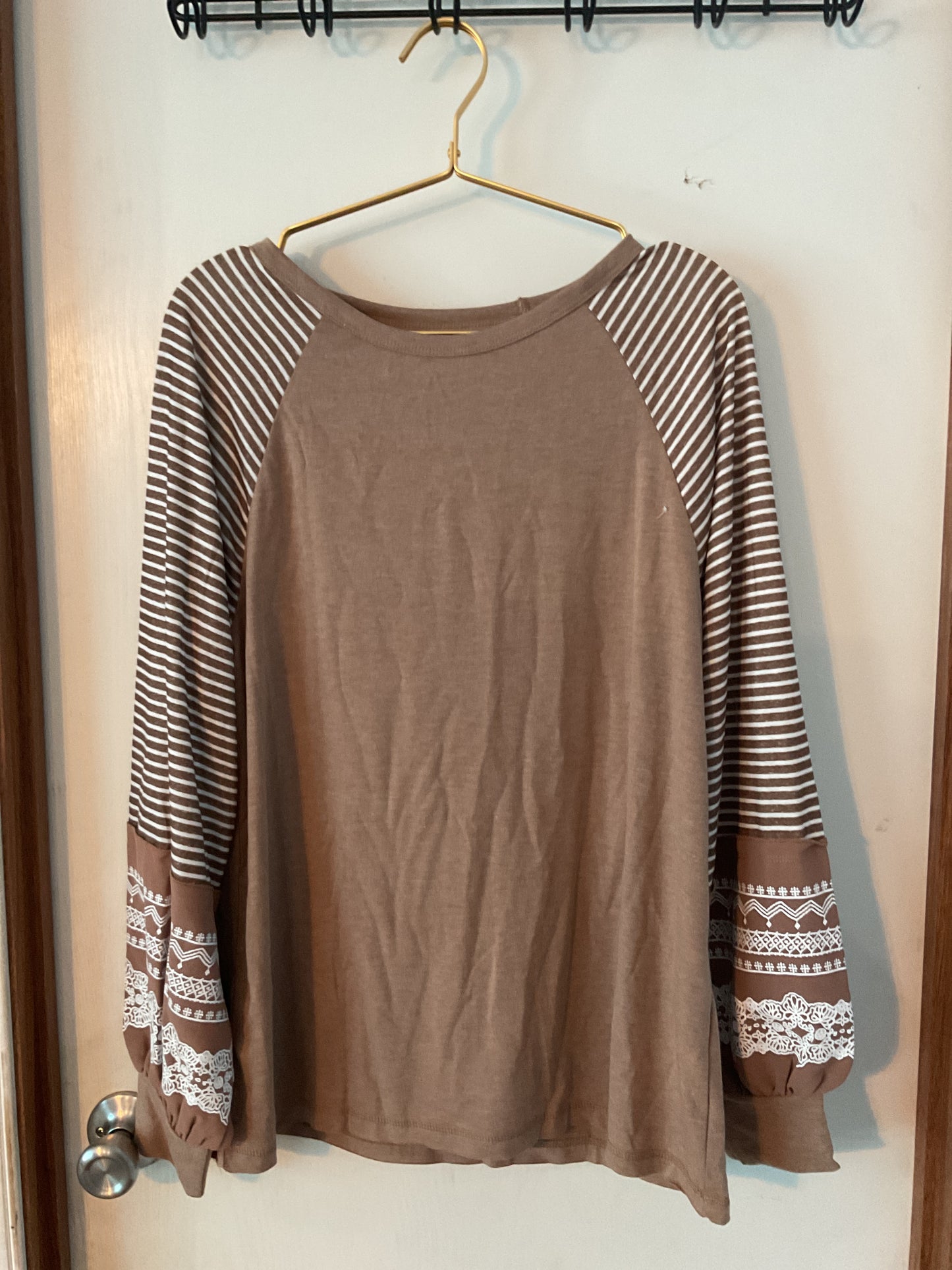 The Dainty Longsleeve