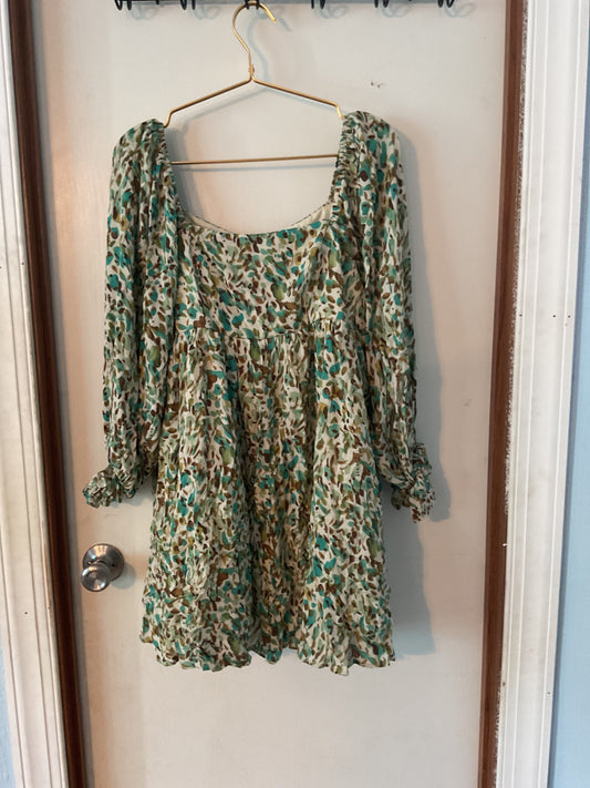 Green Shop Neighbor Tunic